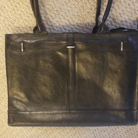 buxton leather handbags